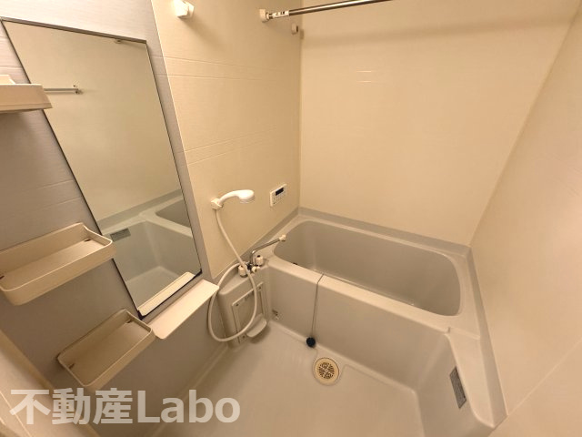 キャプリコートCの浴室