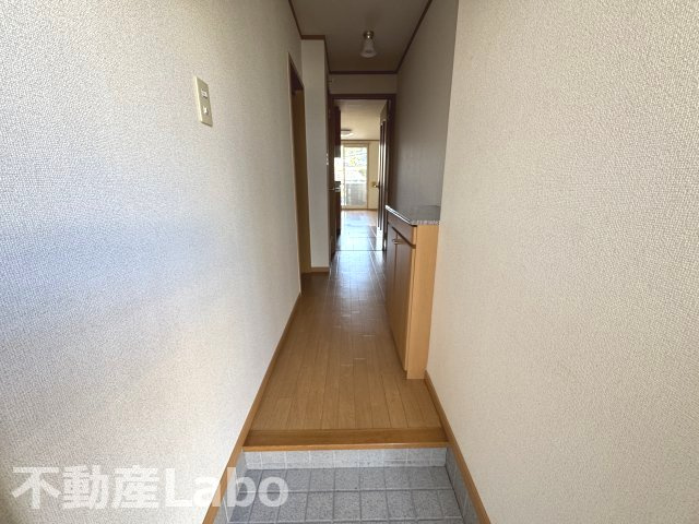 キャプリコートCの玄関