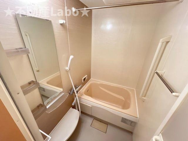 レジデンス城西Ⅱの浴室