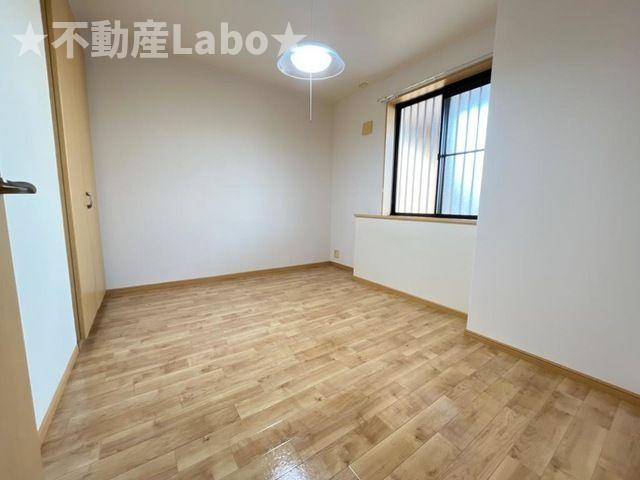 レジデンス城西Ⅱの洋室