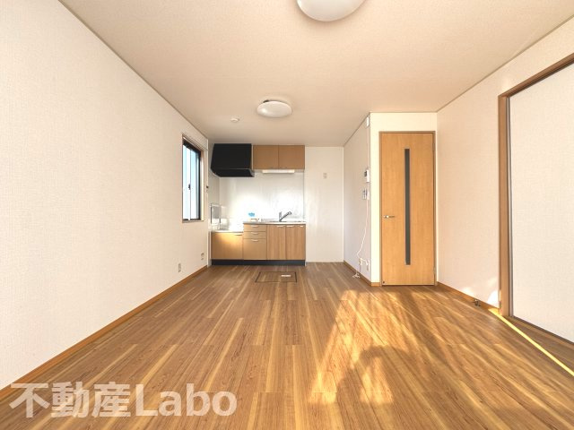 プラザ･ルミエール弐番館　C棟の居間・リビング