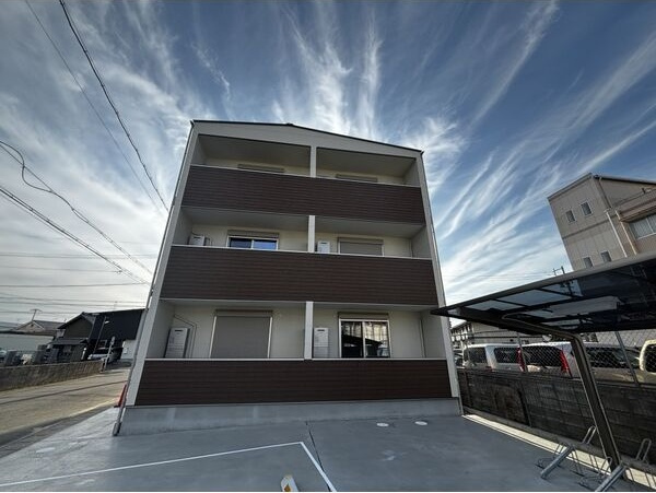 ジーメゾン今伊勢セレナの外観