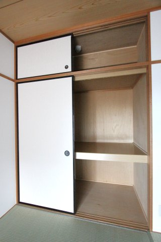 ドミール栄の収納|参考写真です。現況優先。