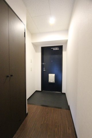 ドミール栄の玄関|参考写真です。現況優先。