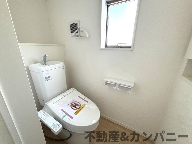 クレイドルガーデン星岡第1-1号棟　松山市星岡三丁目新築戸建のトイレ|トイレも気になるポイント