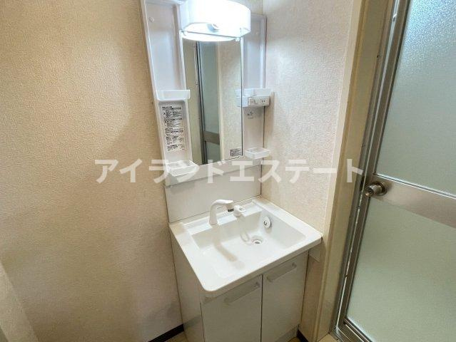 シュノンソー　3方角住戸　陽当たり良好　ペット相談の洗面所
