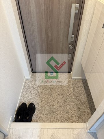 コンフィーの玄関