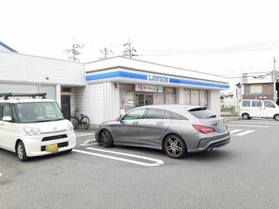 【周辺】 | グレイス小山Ａ | ローソン羽曳野島泉九丁目店まで1121m