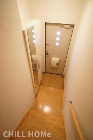 ラディエンスＢの玄関|当社、チルホームのHPもご覧ください(^^)/物件情報多数♪