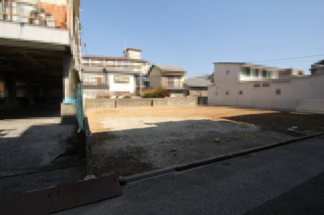 高知市新本町1丁目　新築戸建　①（全2区画）の外観|①　土地面積　147.23㎡（約44.53坪）建物面積　103.02㎡（約31.16坪）