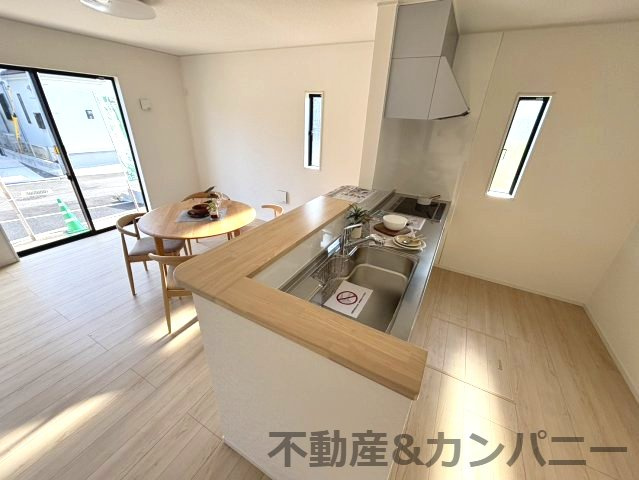 クレイドルガーデン星岡第1-3号棟　松山市星岡三丁目新築戸建のキッチン|使いやすいキッチンです