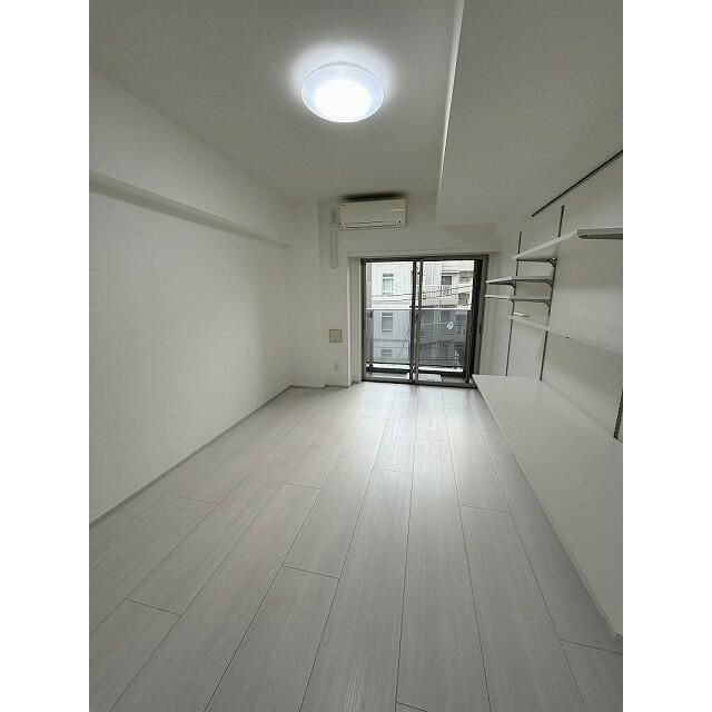 Ｂ　ＣＩＴＹ　ＡＰＡＲＴＭＥＮＴ　ＩＴＡＢＡＳＨＩ　ＮＯＲＴＨの居間・リビング