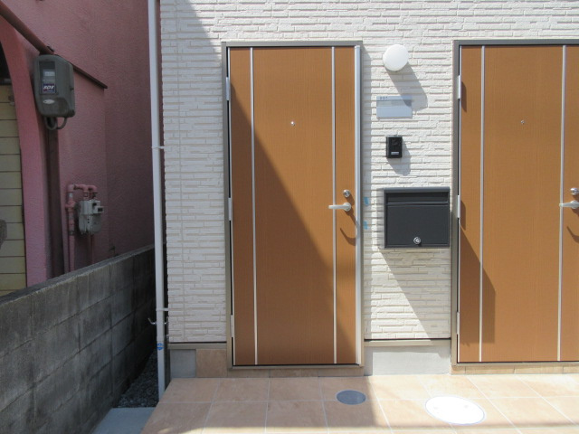 サンライズ芥川のエントランス