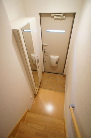 ビオーラ　Ｂの玄関|当社、チルホームのHPもご覧ください(^^)/物件情報多数♪