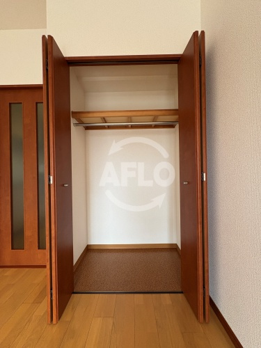 サザンクレスト堺の収納|サザンクレスト堺　クローゼット