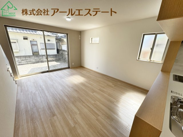 姫路市大津区恵美酒1丁目　　　山陽電鉄「山陽天満駅」徒歩12分の居間・リビング