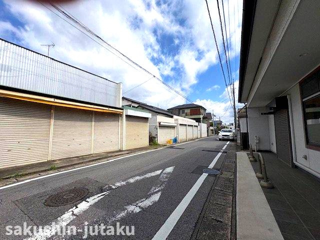 八千代台北１２丁目　売地の前面道路含む現地写真|南東側６ｍ公道面