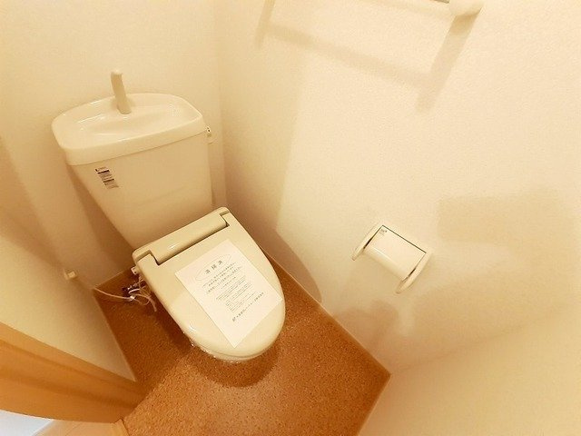 【トイレ】 | クレメントカーサＢ | ゆったりとした空間のトイレです