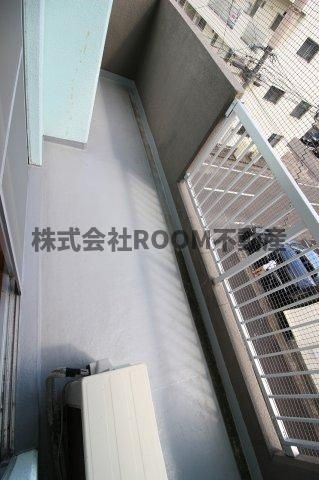 第3年見マンションのバルコニー|広々としたバルコニーです
