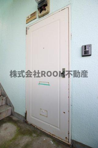 第3年見マンションの玄関|落ち着いた玄関です