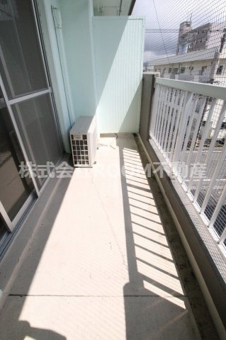 第3年見マンションのバルコニー|お洗濯にも便利なバルコニー付き