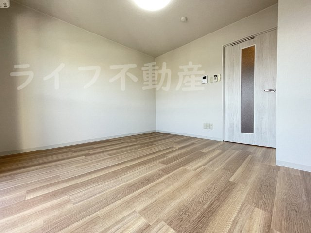 ADEKAーTの内装|明るい室内です