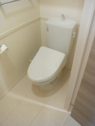 リバティ　ウィングフォレストのトイレ|落ち着いたトイレです