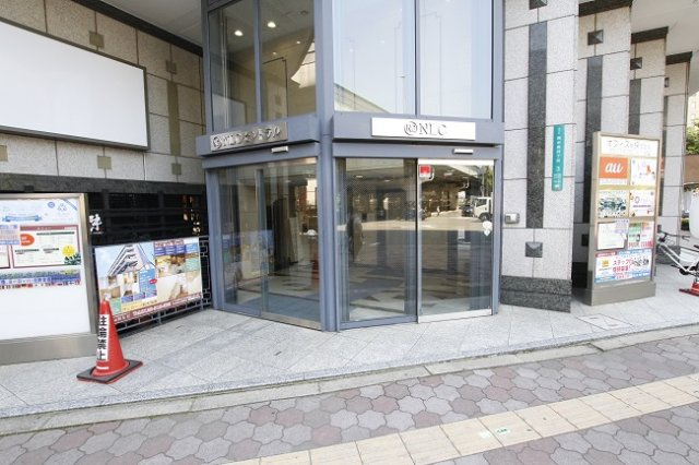 【エントランス】 | NLCセントラルビル | 玄関