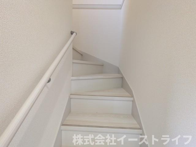 【新築戸建】　いわき市平下平窪2期　全5棟　長期優良住宅のその他|1号棟写真　階段には手すりが付いているので安心です。