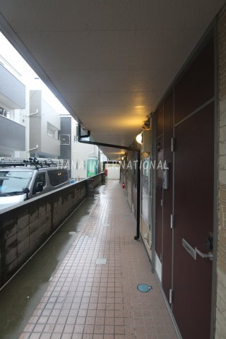 Bluetimesのエントランス