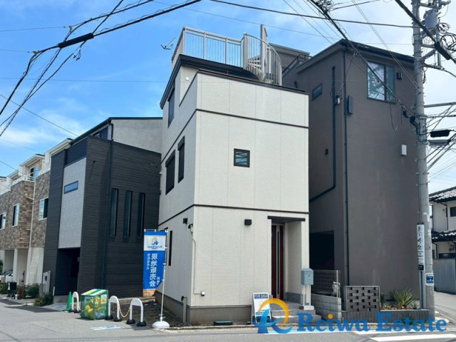 中古戸建　茅ヶ崎市中海岸3丁目の外観|海まで徒歩3分！マリンスポーツも気軽に楽しめます♪