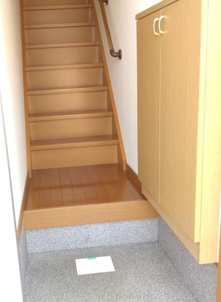 ネートル・Kの玄関