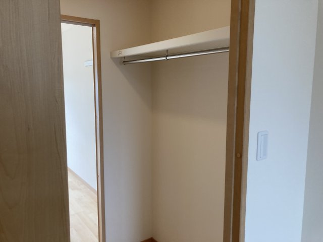 ライトハウスの洋室