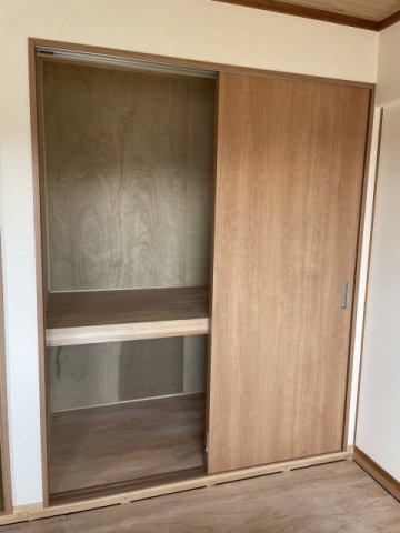 ソレイユ八幡町の収納