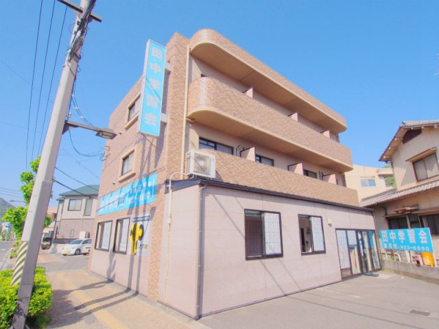 シャルマンSの外観