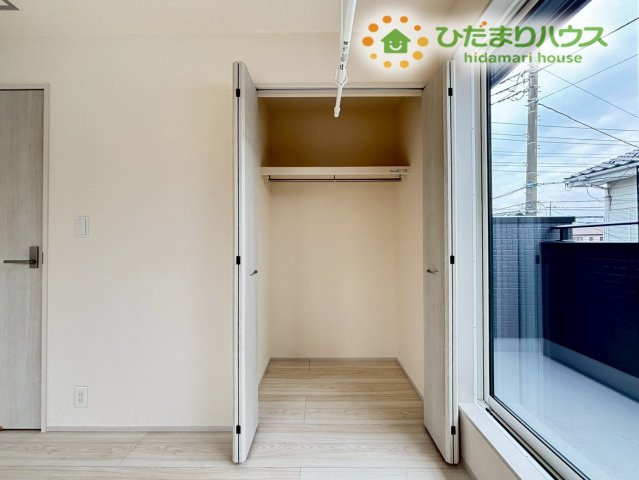 鴻巣市人形1丁目　新築一戸建て　ブルーミングガーデン　01の収納