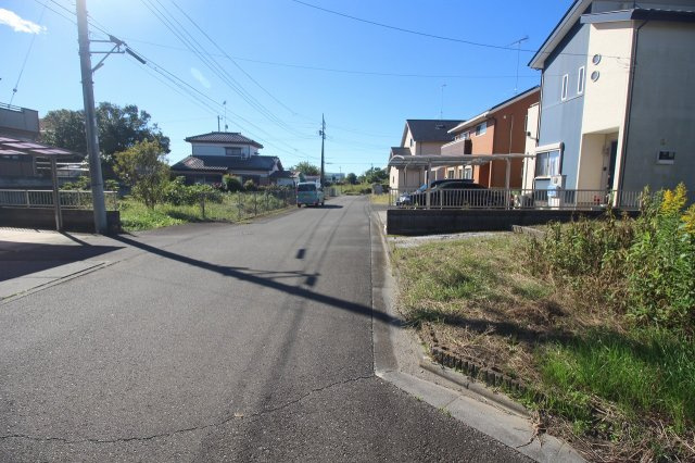 《分譲地》栃木市藤岡町藤岡　全3区画の前面道路含む現地写真|2026年10月撮影