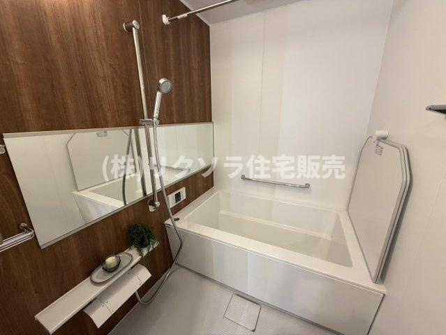 東急ドエル枚方山田池ビレジの浴室|浴室乾燥機付き
■物件内覧・資金計画相談・住宅ローン相談、リフォーム相談、お問合せ受付中■
※当日・翌日のご内覧、ご相談はお電話でのお問合せがスムーズです！