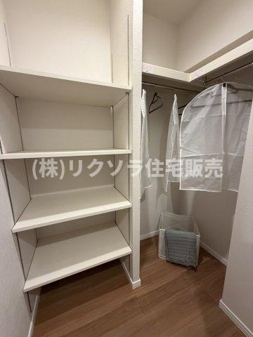 東急ドエル枚方山田池ビレジの収納|ファミリークローゼット
■物件内覧・資金計画相談・住宅ローン相談、リフォーム相談、お問合せ受付中■
※当日・翌日のご内覧、ご相談はお電話でのお問合せがスムーズです！