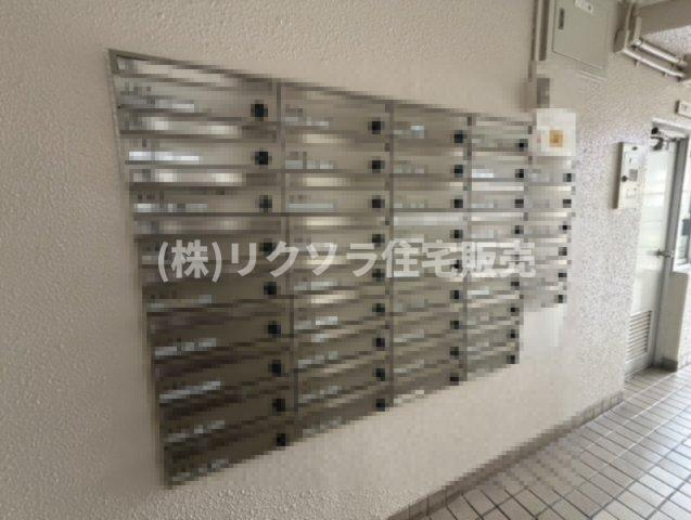 東急ドエル枚方山田池ビレジの設備|集合ポスト
■物件内覧・資金計画相談・住宅ローン相談、リフォーム相談、お問合せ受付中■
※当日・翌日のご内覧、ご相談はお電話でのお問合せがスムーズです！