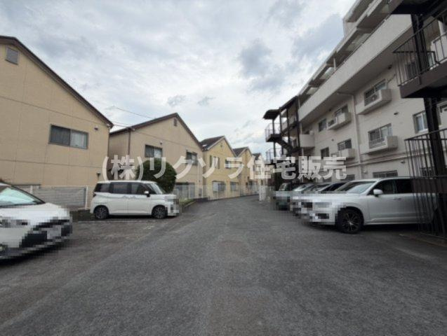 東急ドエル枚方山田池ビレジの駐車場|■物件内覧・資金計画相談・住宅ローン相談、リフォーム相談、お問合せ受付中■
※当日・翌日のご内覧、ご相談はお電話でのお問合せがスムーズです！