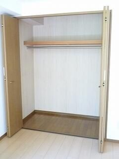 プルミエール東尾久の収納