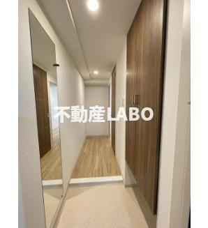 ラフィット松屋町の玄関