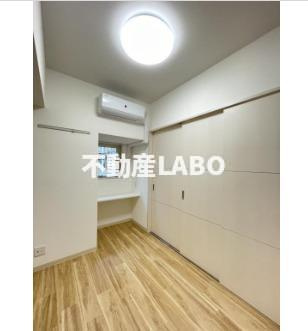 ラフィット松屋町の洋室