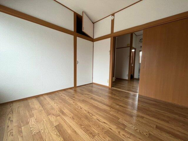 第一越後荘の洋室