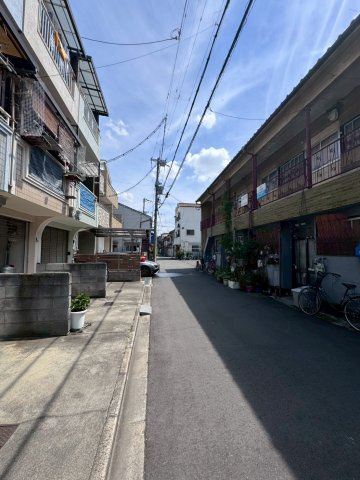 門真市石原町の前面道路含む現地写真