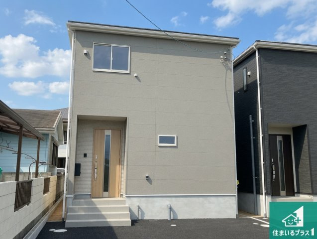 加古川市加古川町友沢　第8期　新築一戸建てのトイレ|シンプルなトイレは落ち着く空間！お手入れも簡単です！