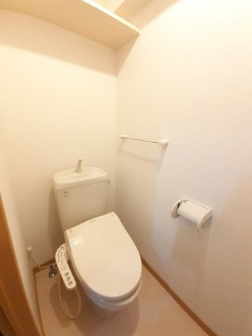 ドエルⅥのトイレ|清潔感のあるトイレです