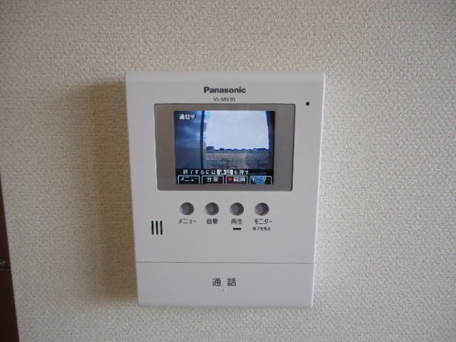 ウィステリア王司２番館の内装|カメラ付インターホン