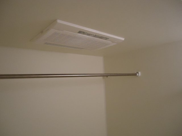 ウィステリア王司２番館のその他|浴室乾燥機